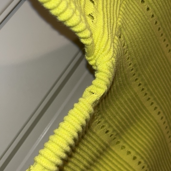 LILIYA Knit Lace Hole neon yellow mock neck Pullover
French Connection size M - Picture 8 of 11